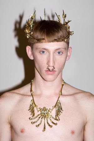 אפרת קסוטו ואלון ליבנה - שרשרת ותכשיט ראש