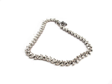Sanya Choker